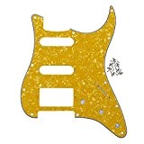 IKN 11 trous SSH style scratchplate Pickguard Guard Plate for American / Mexican standard Fender Strat, 4 ply jaune perle